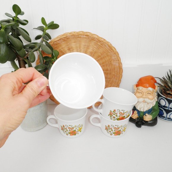 Vintage Cottagecore Set of 4 Floral Corelle Tea or Coffee Cups 1970s Farmhouse - Picture 6 of 6